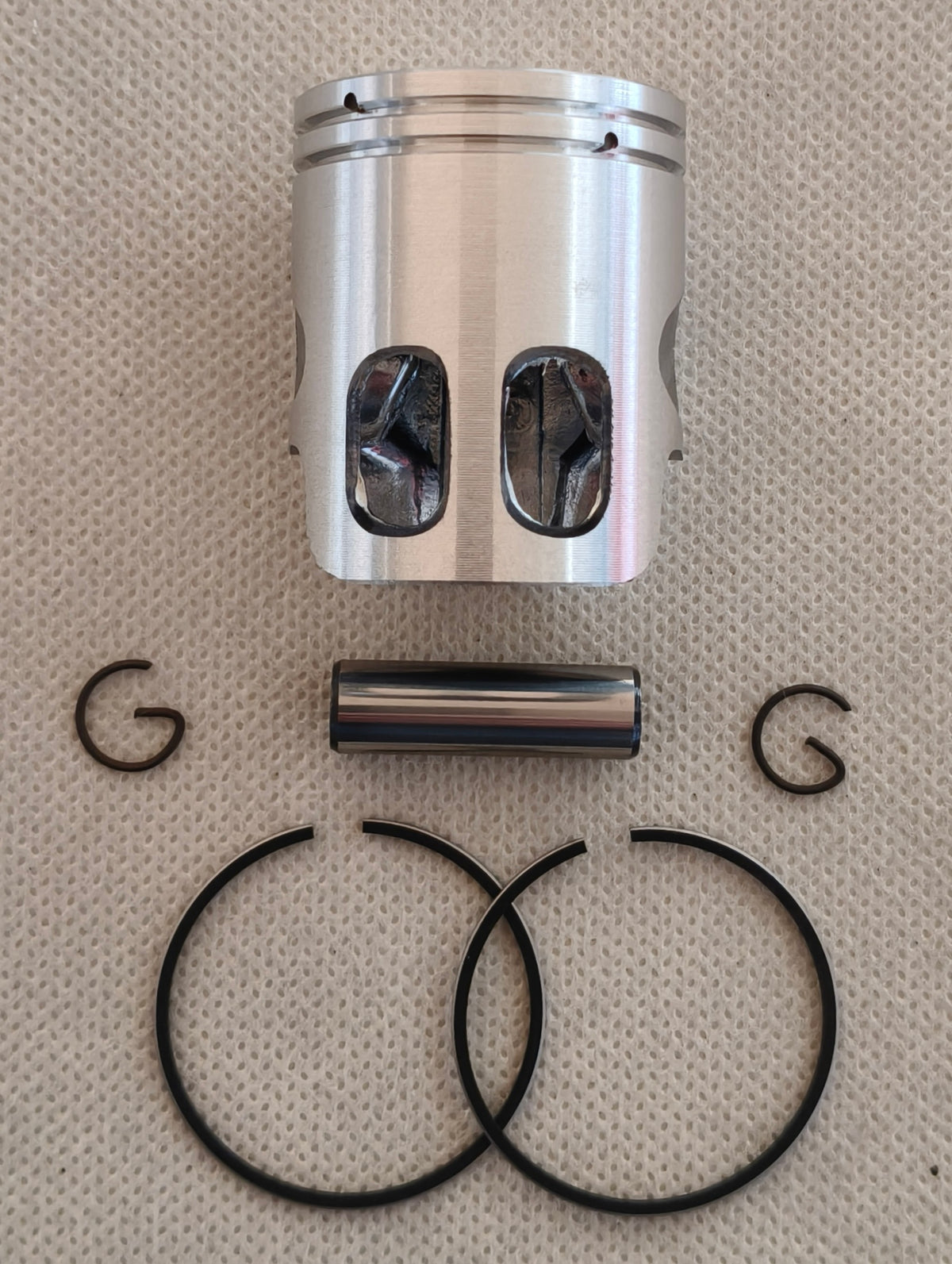 Piston